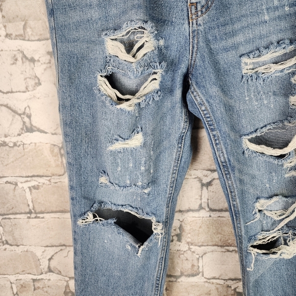 Free People We The Free Soak Up the Sun High Rise Thrashed Skinny Jean  Size 27 - Picture 9 of 16